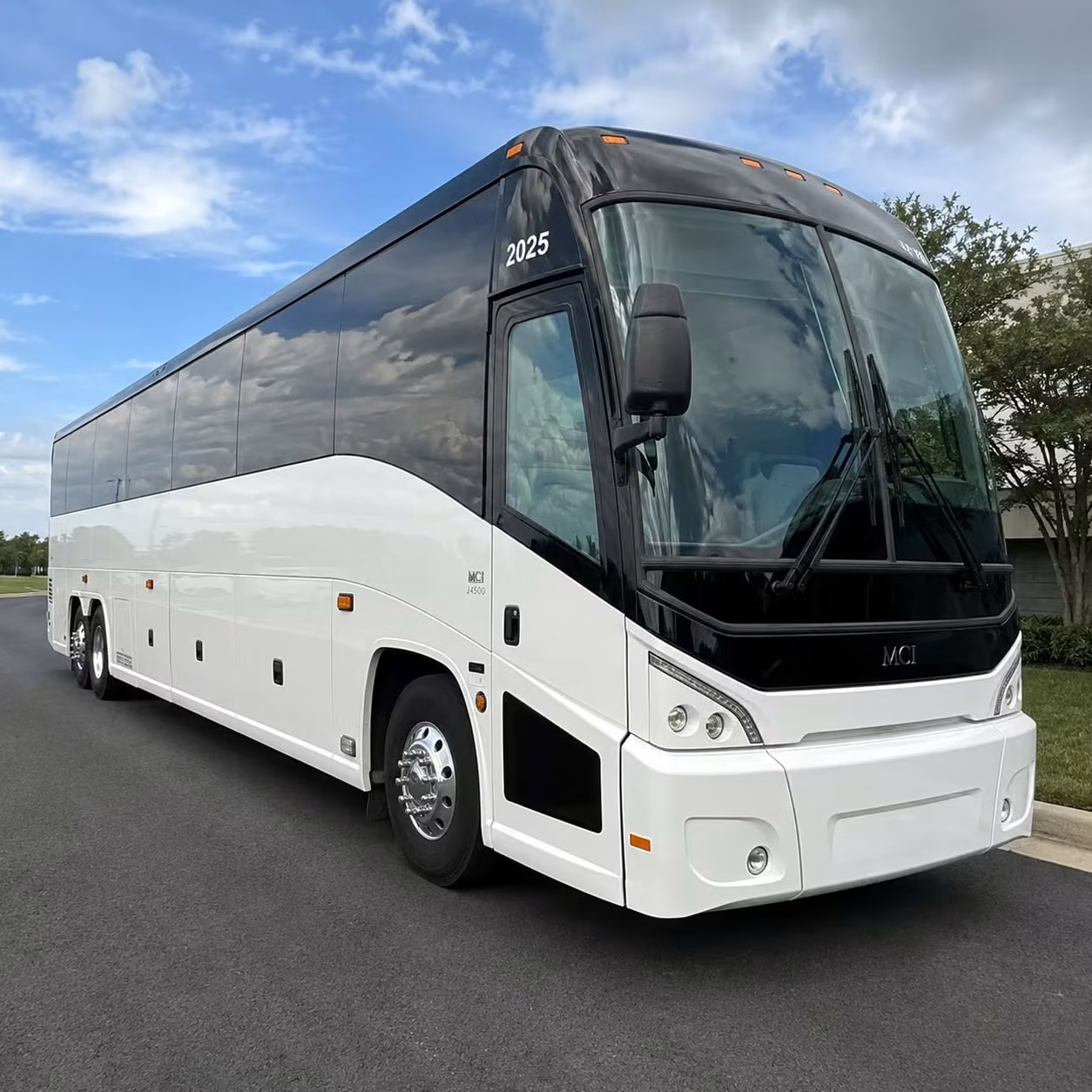 corporate event bus rentals in vallejo
