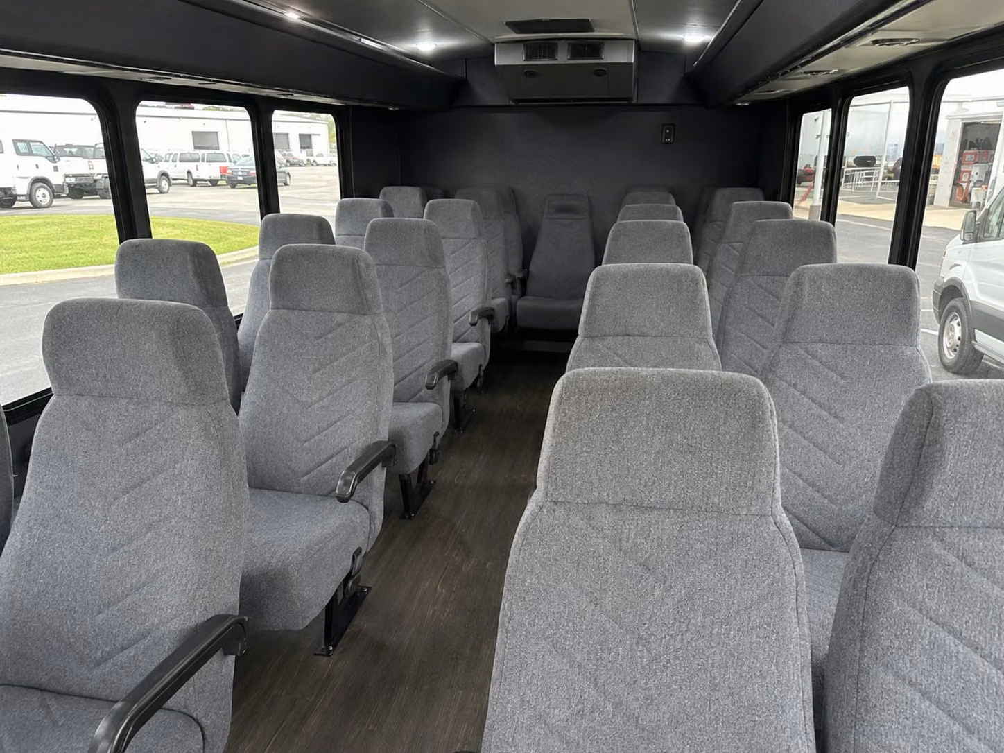 vallejo 18 passenger minibus rental