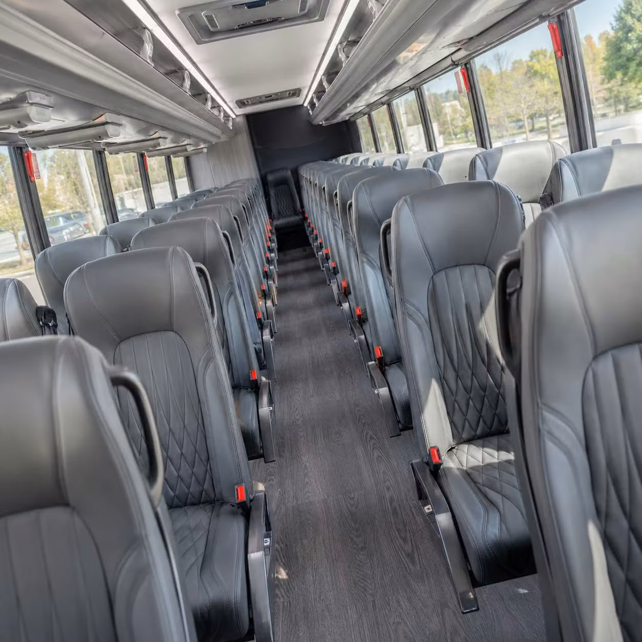 vallejo 28 passenger minibus rental